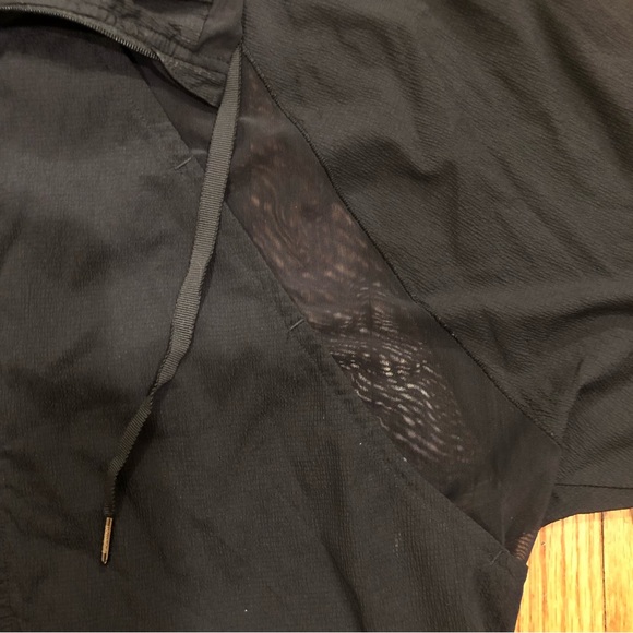 Lululemmon Athletica Black Windbreaker Lightweight Jacket - Picture 3 of 7